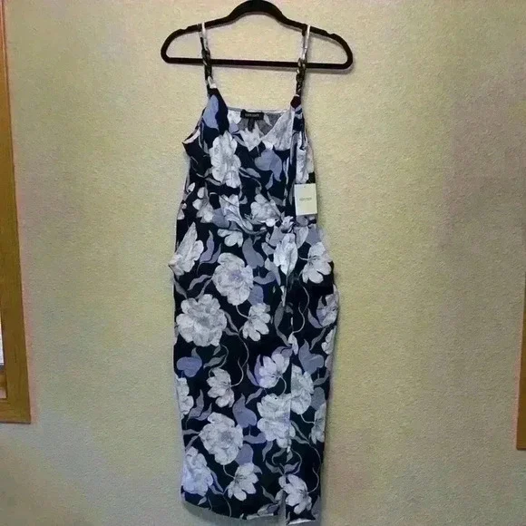 chinese dress ladies Tie Front Linen Blend Dress Navy Stripe / XL